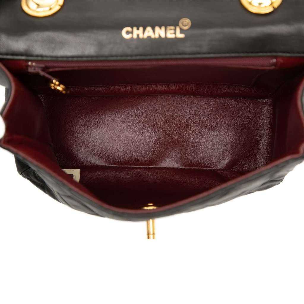 Chanel Small Lambskin Kelly Top Handle Bag Black Leather Very good condition - Model View