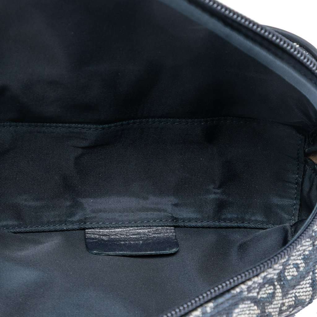 Dior Diorissimo Canvas Saddle Pouch Blue Very good condition - Model View
