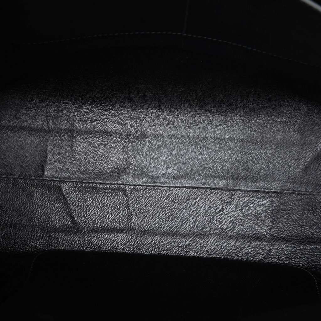 Prada Saffiano Stampato Shopping Tote Black Leather Very good condition - Model View