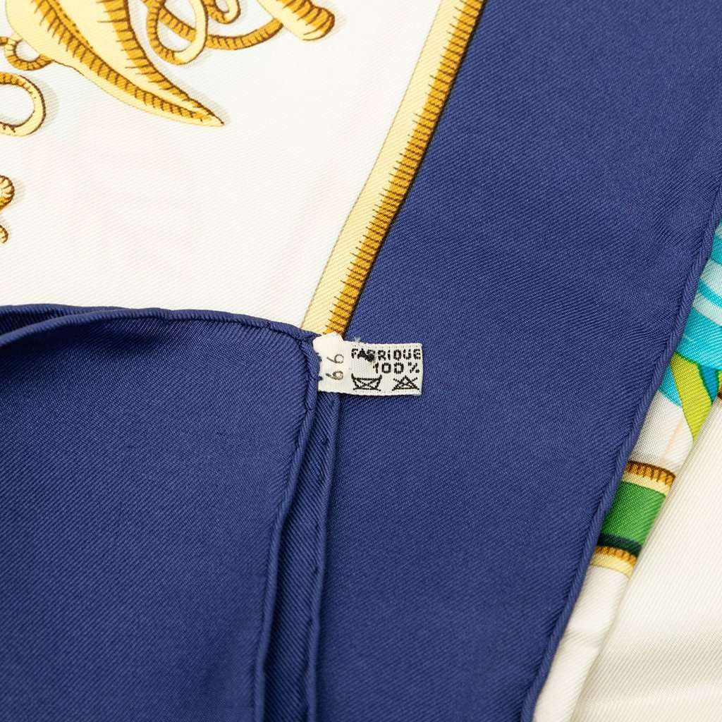 Hermès Caraibes Silk Scarf 90 White Very good - Back View