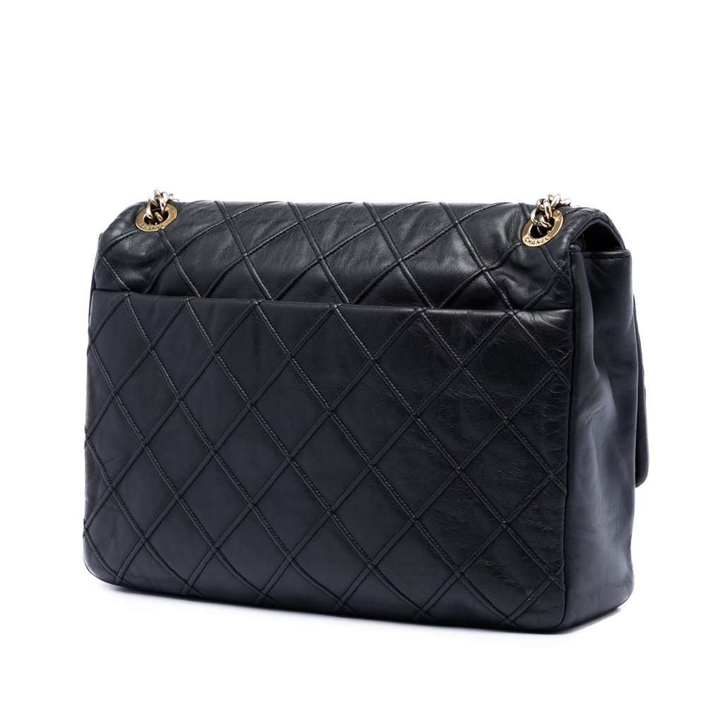 Chanel Large Diamond Debossed Calfskin Reissue 2.55 Cosmos Flap Black Leather Very good condition - Back View