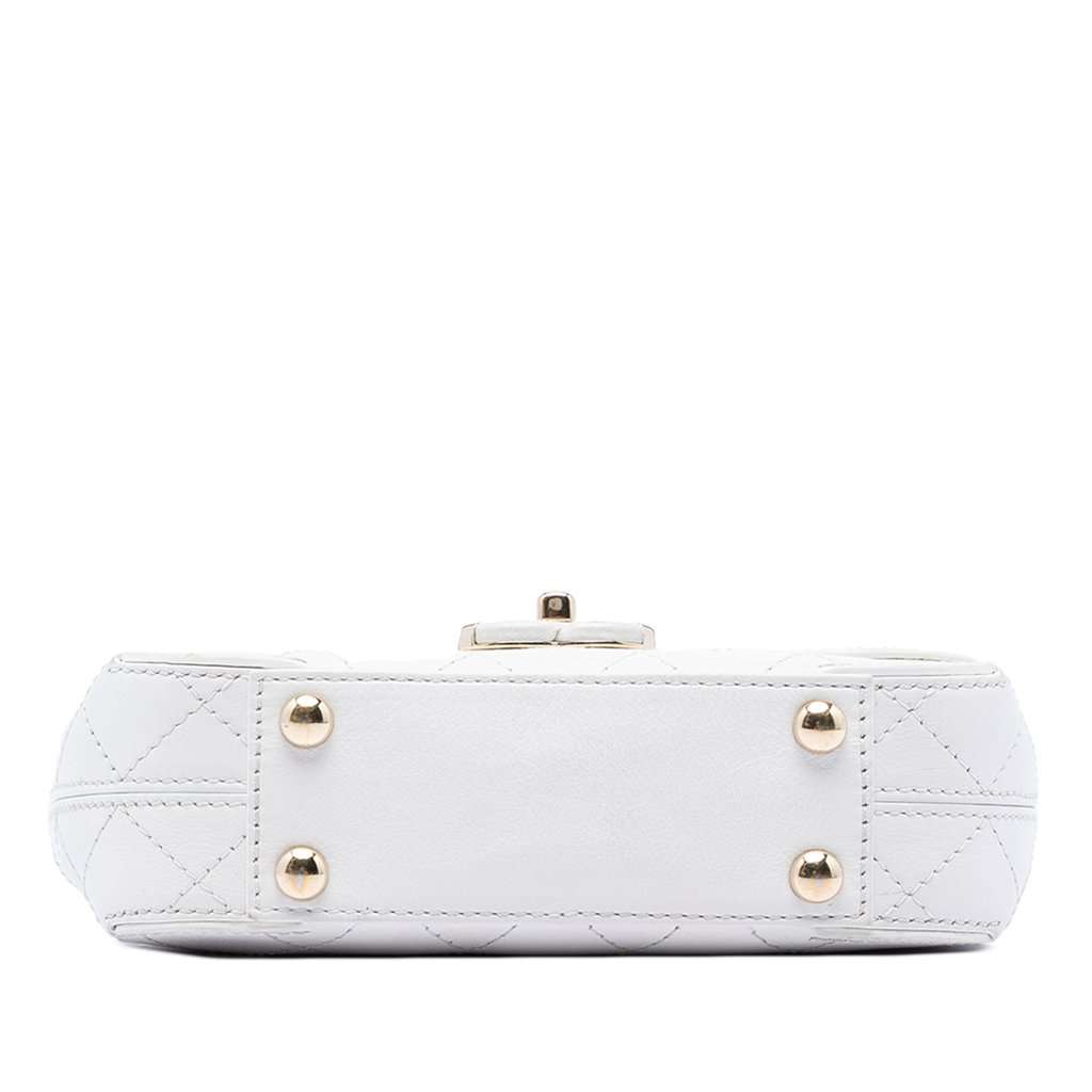 Chanel Small Stitched Calfskin Covered CC Flap White Leather Very good condition - Inside View