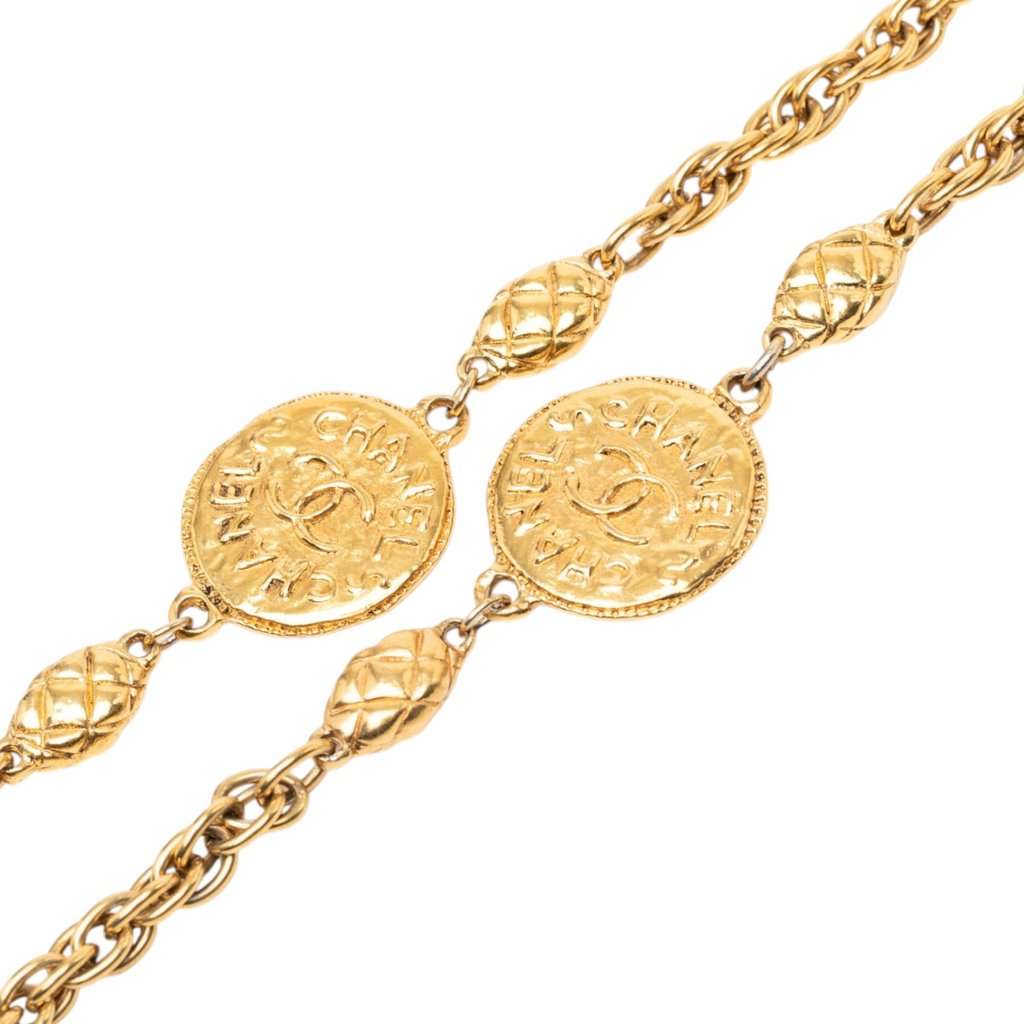 Chanel CC Gold Plated Medallion Chain Necklace Gold Metal Very good condition - Back View