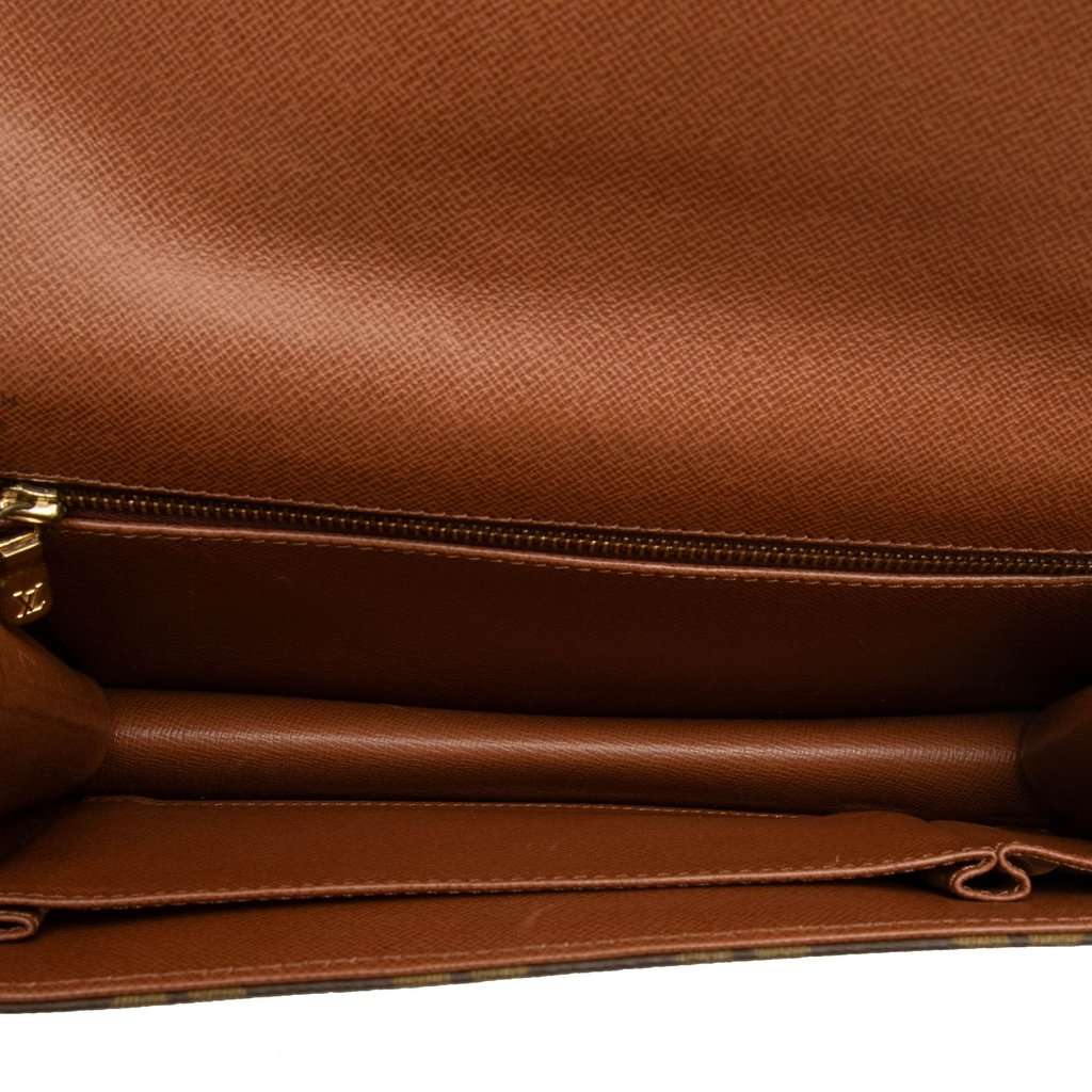 Louis Vuitton Monogram Pochette Dame PM Brown Very good condition - Model View