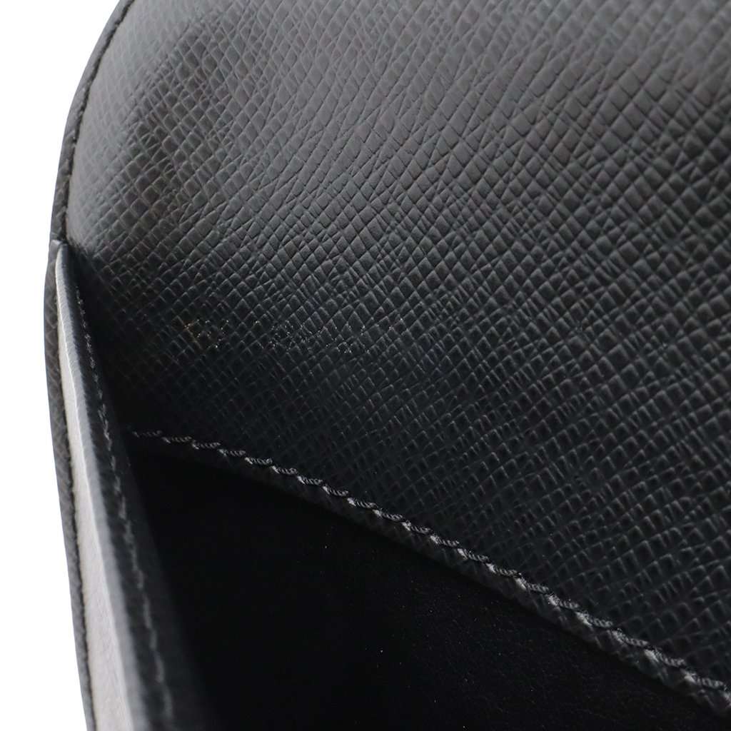 Louis Vuitton Taiga Pochette Baikal Black Leather Very good condition - Box View