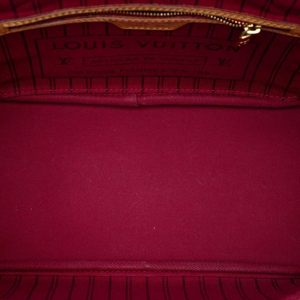 Louis Vuitton Monogram Neverfull PM Brown Very good condition - Model View