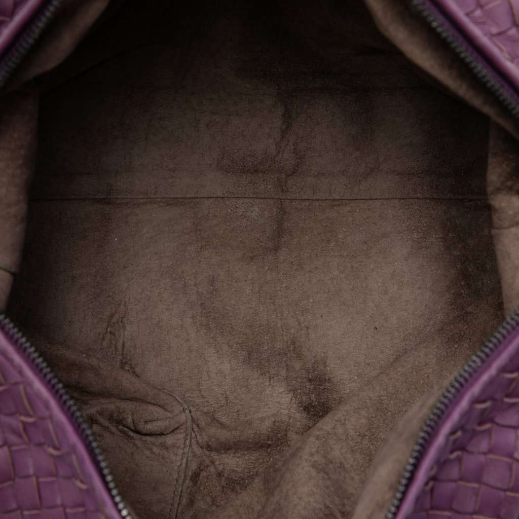 Bottega Veneta Nappa Intrecciato Montaigne Shoulder Bag Purple Leather Very good - Model View