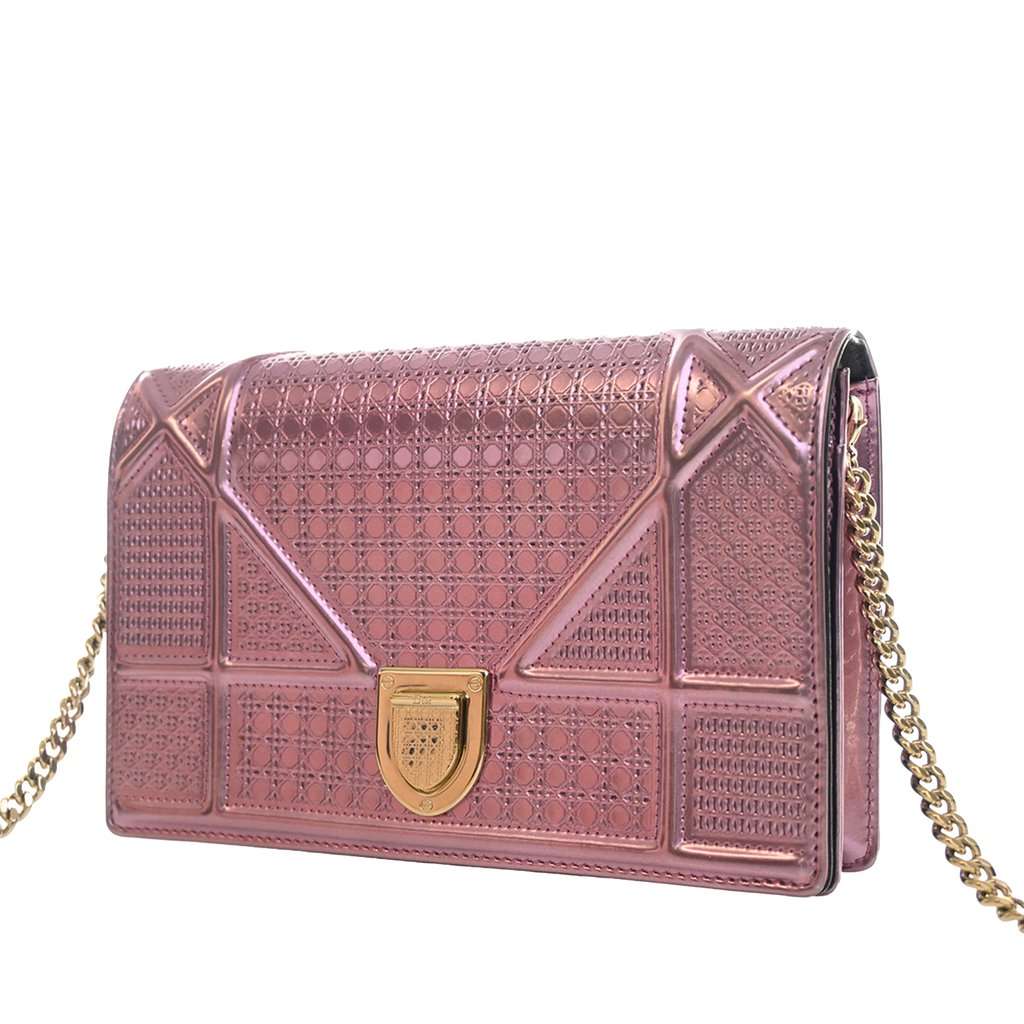 Dior Metallic Patent Microcannage Diorama Wallet on Chain Pink Leather Very good - Model View