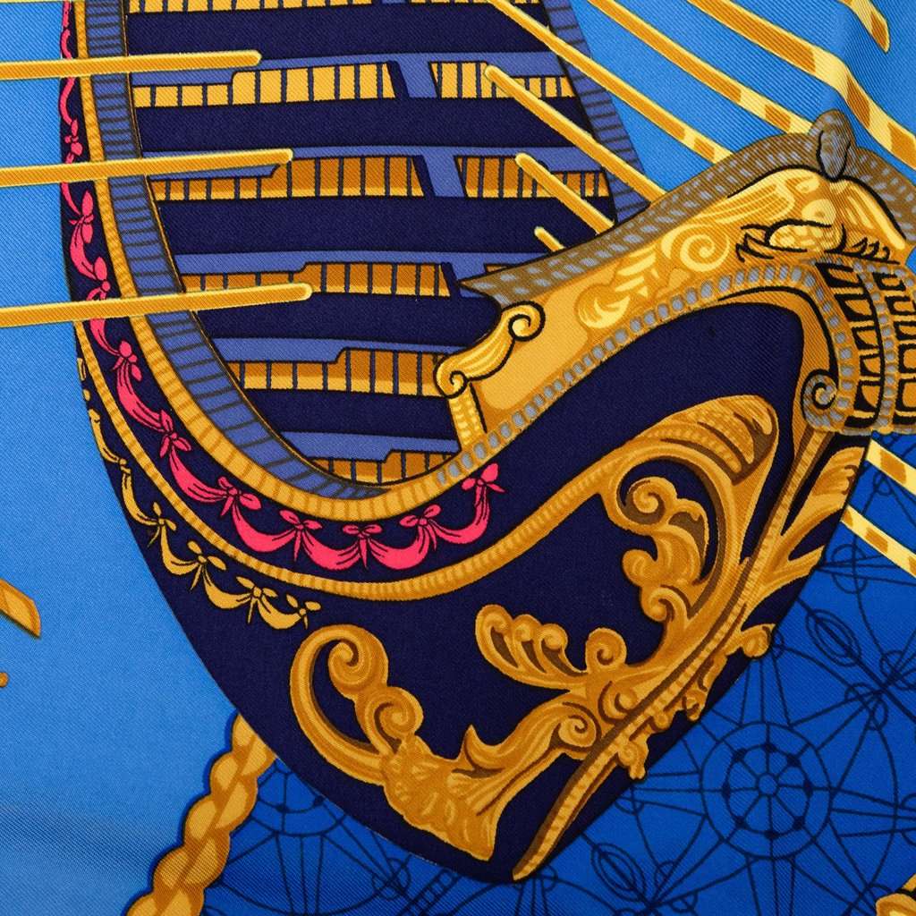 Hermès Les Bissone De Venise Silk Scarf 90 Blue Very good condition - Inside View