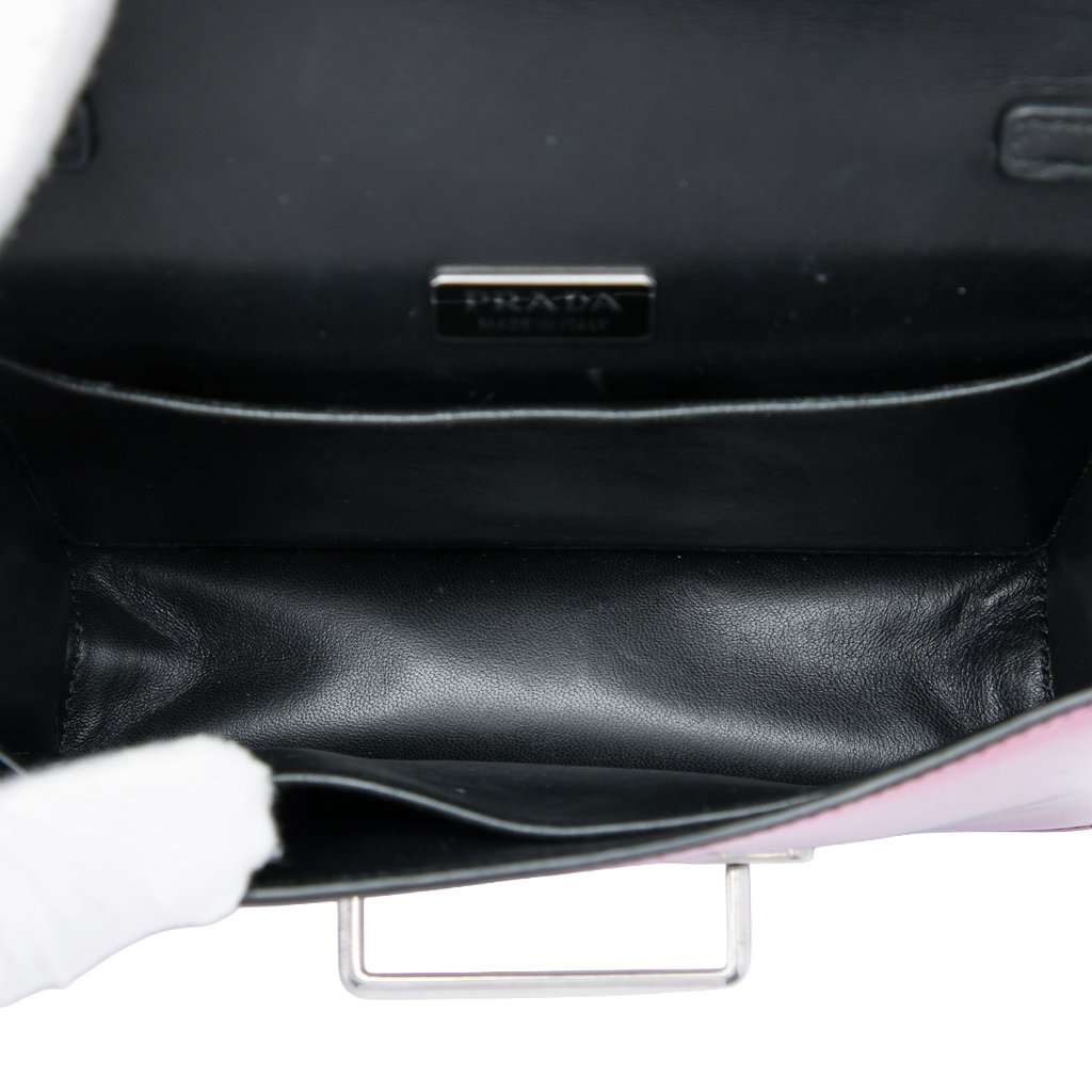 Prada Saffiano Trimmed Metallic Vitello Cahier Bag Pink Leather Very good - Model View