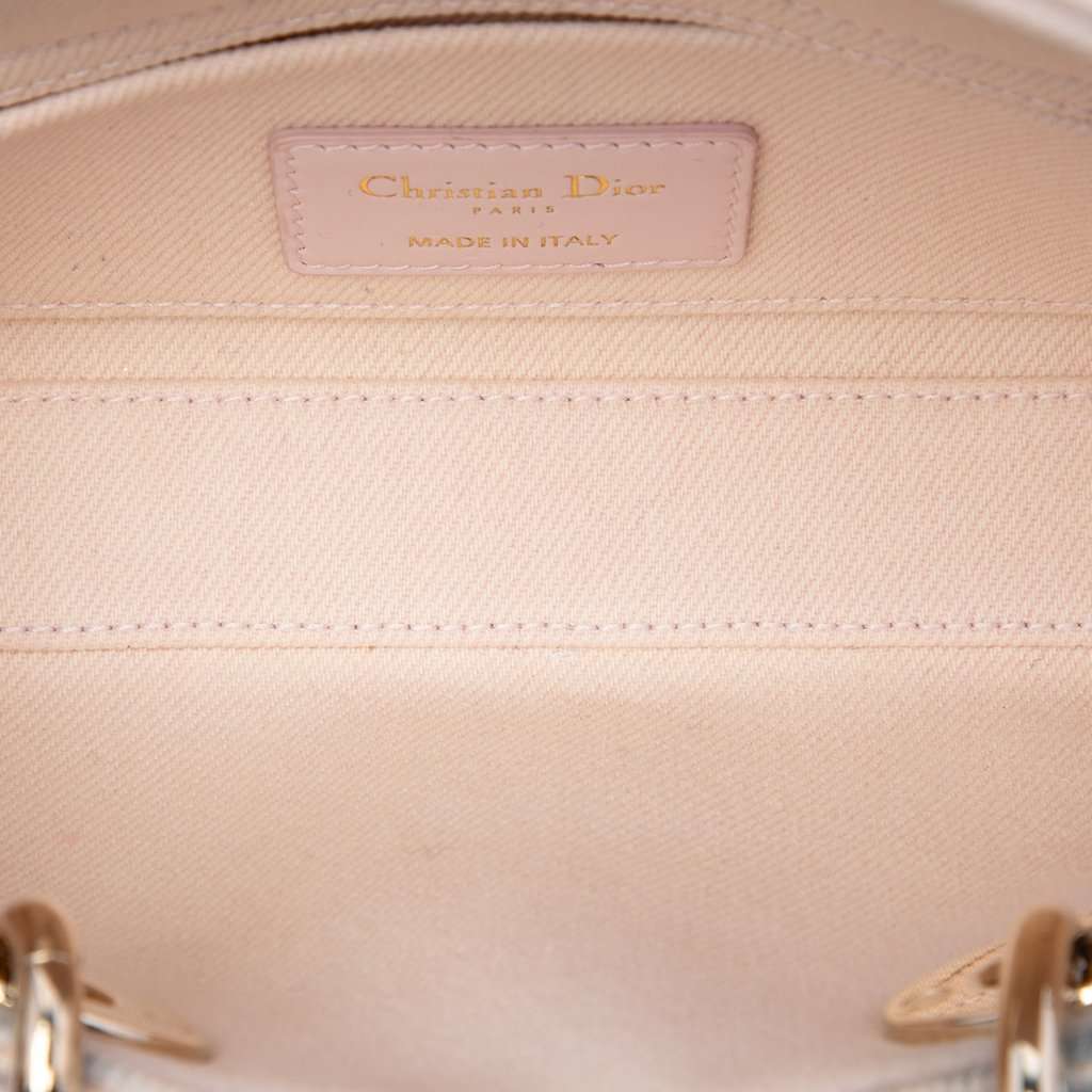 Dior Small Denim Macrocannage Lady D Joy Pink Very good condition - Model View