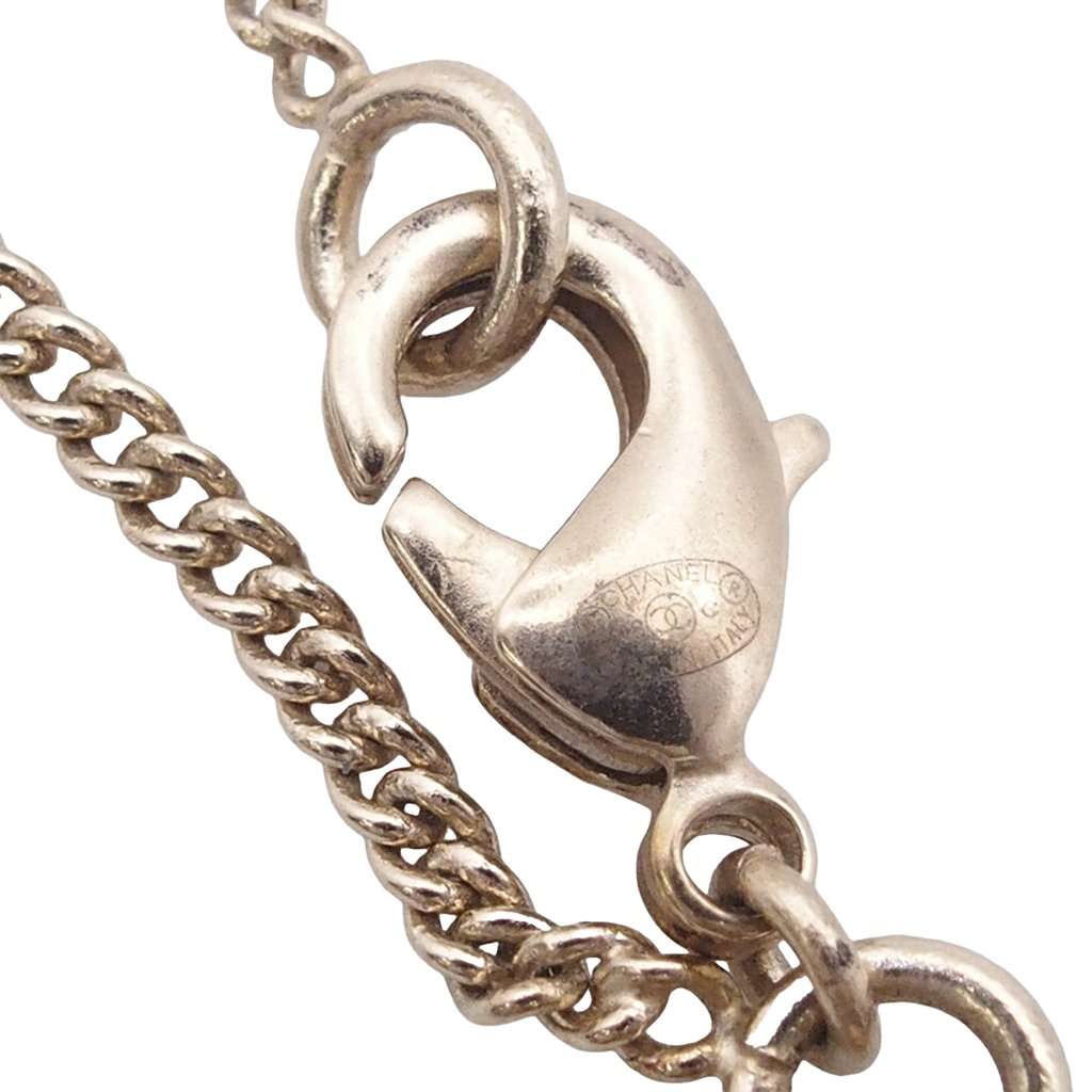 Chanel CC Brass Enamel Charm Bracelet Silver Metal Very good condition - Box View