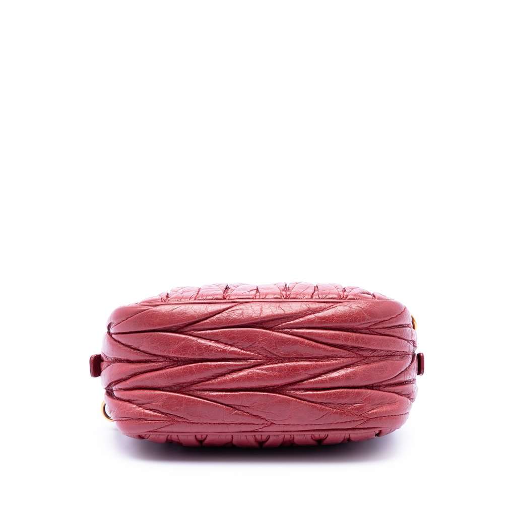 Miu Miu Matelasse Nappa Camera Bag Red Leather Very good condition - Inside View