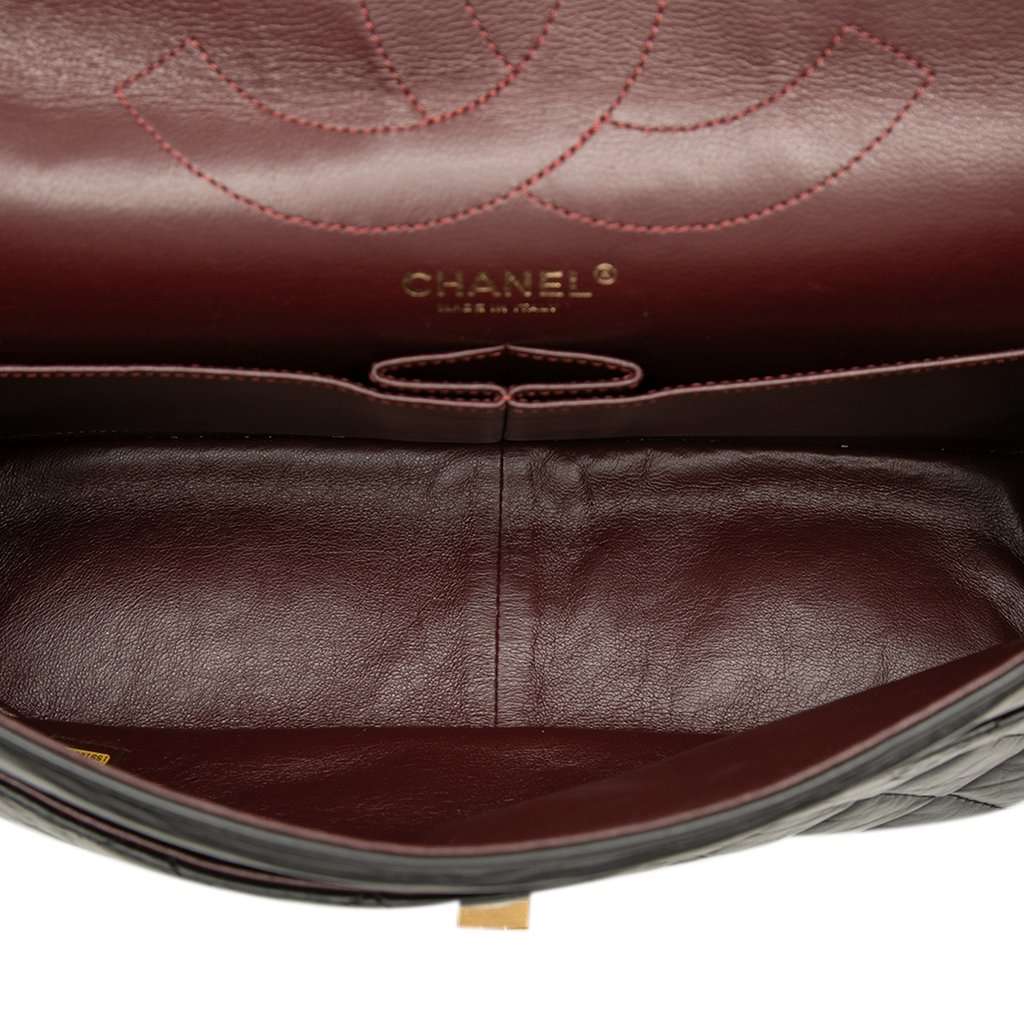 Chanel Quilted Aged Calfskin Reissue 2.55 Double Flap 227 Black Leather Very good condition - Model View