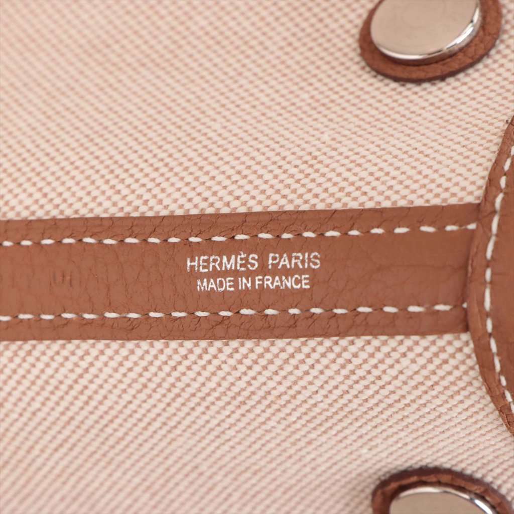 Hermès Toile and Negonda Tartan Cross Garden Party 36 Beige Very good - Model View
