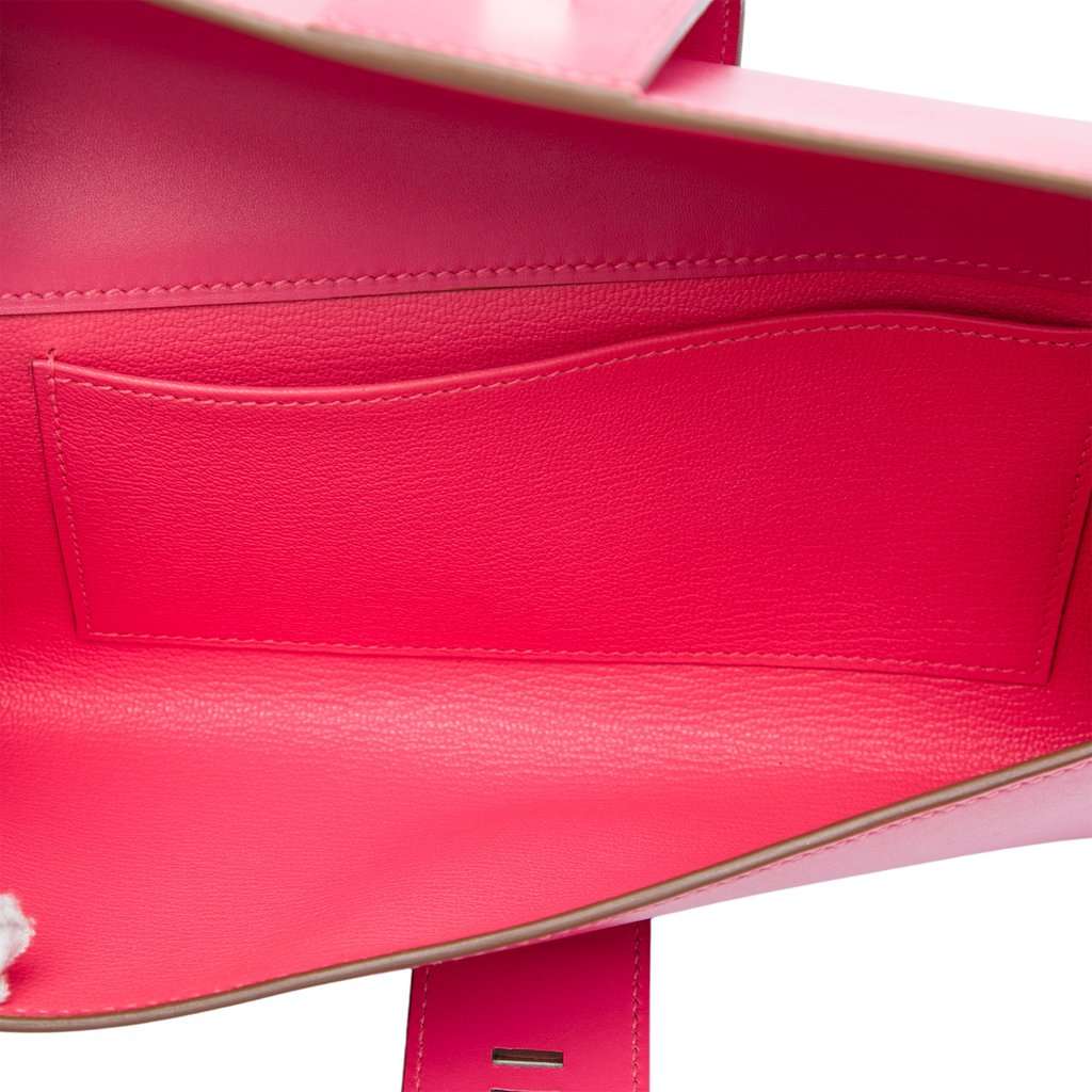 Hermès Tadelakt Medor Clutch 23 Pink Leather Very good - Model View
