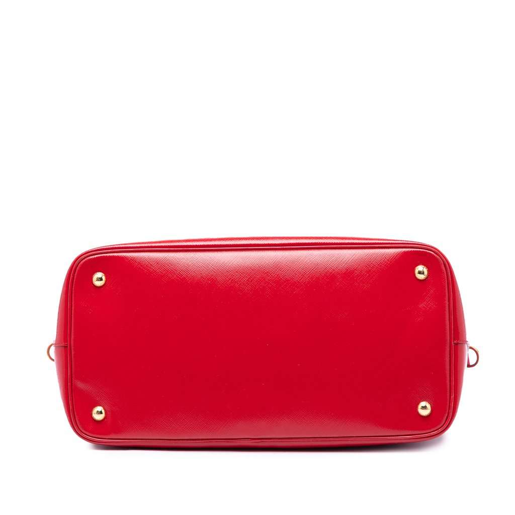 Prada Saffiano Vernice Convertible Tote Red Leather Very good condition - Inside View