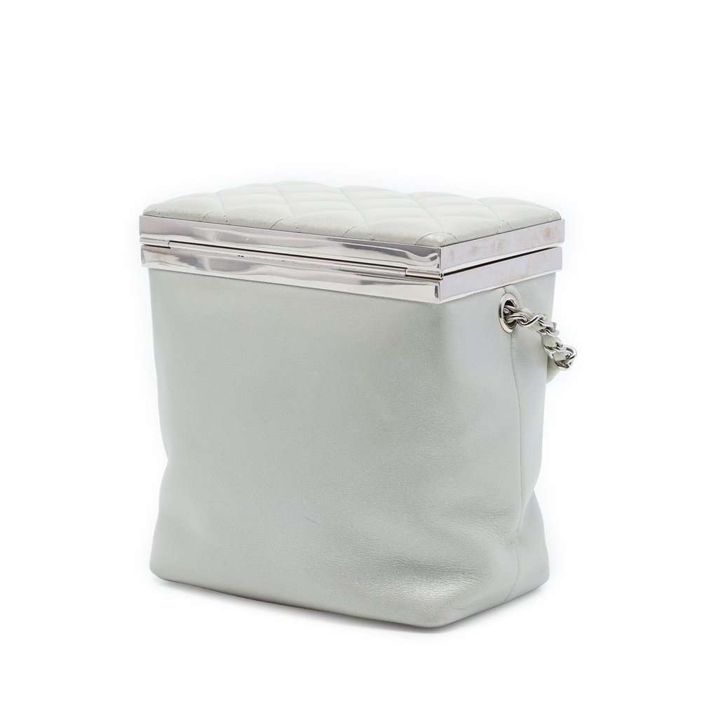 Chanel CC Metallic Calfskin Vanity Bag White Leather Very good condition - Back View