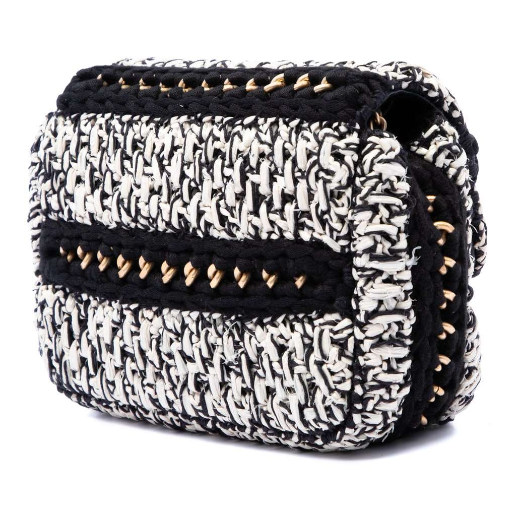 Chanel Raffia Braided with Love Flap White Very good condition - Back View