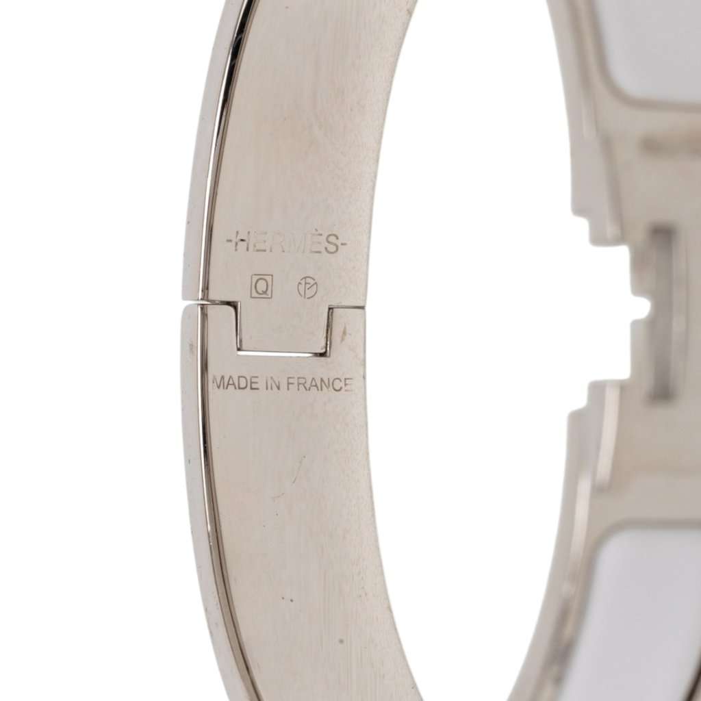 Hermès Narrow Enamel Clic H Bracelet PM White Very good condition - Model View