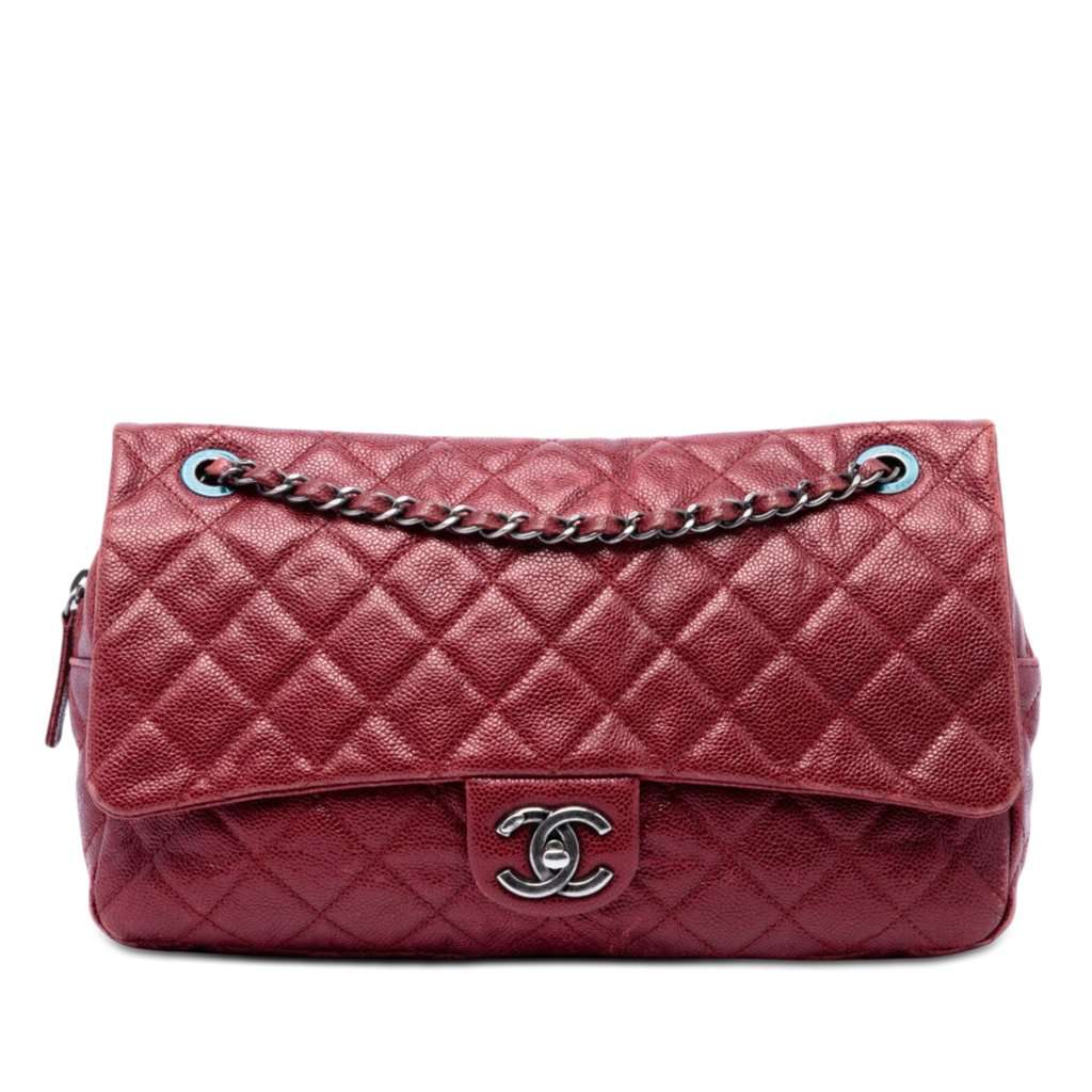 Chanel Jumbo Quilted Iridescent Caviar Easy Flap Red Leather Very good condition - Front View