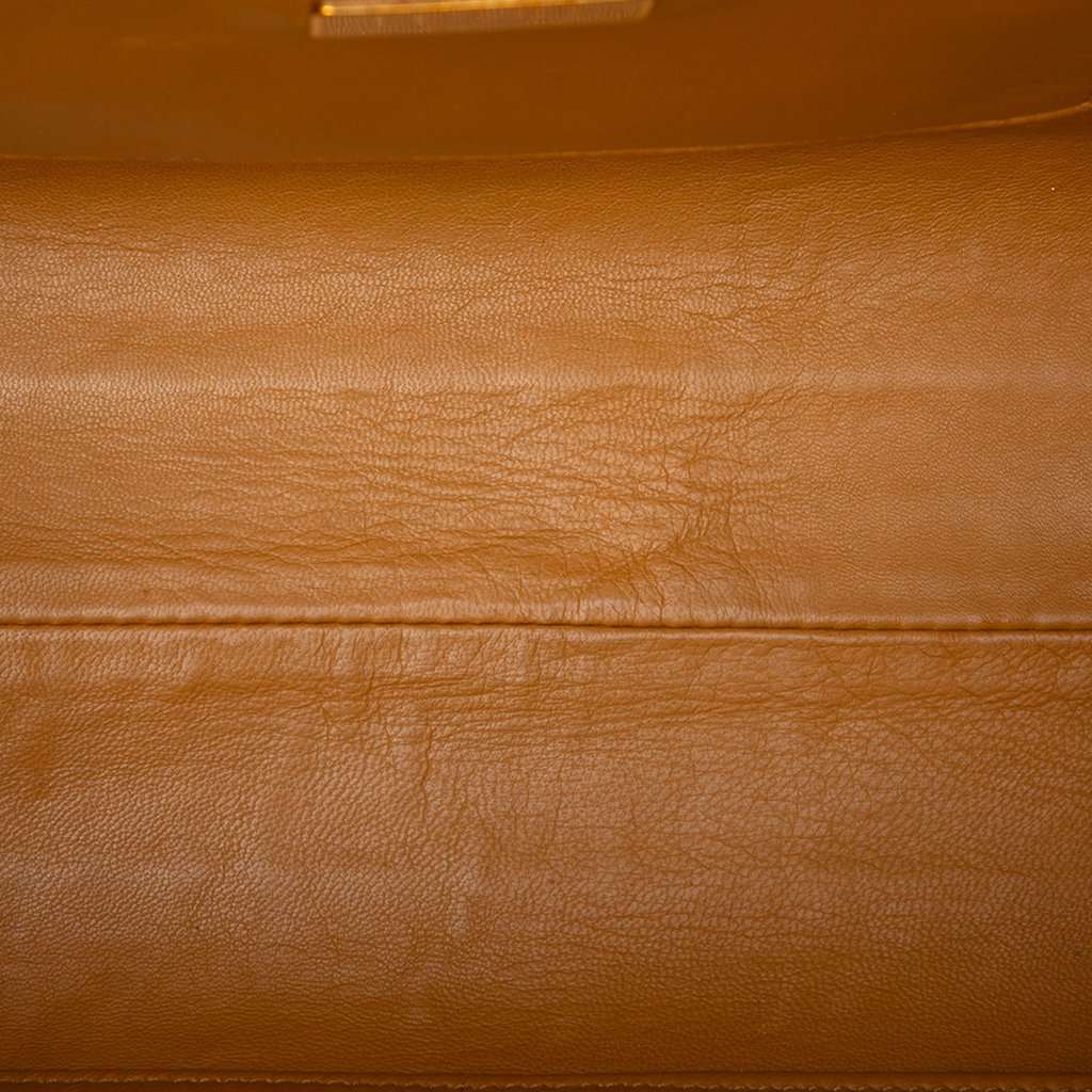 Prada Bicolor Saffiano Vernice Pyramid Frame Handbag Yellow Leather Very good condition - Model View
