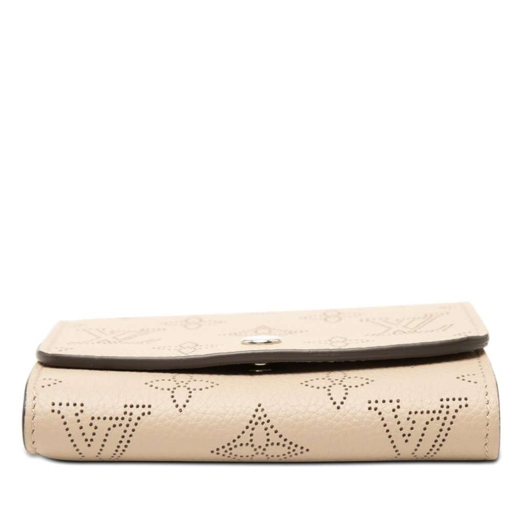 Louis Vuitton Monogram Mahina Iris Compact Wallet Beige Leather Very good - Inside View