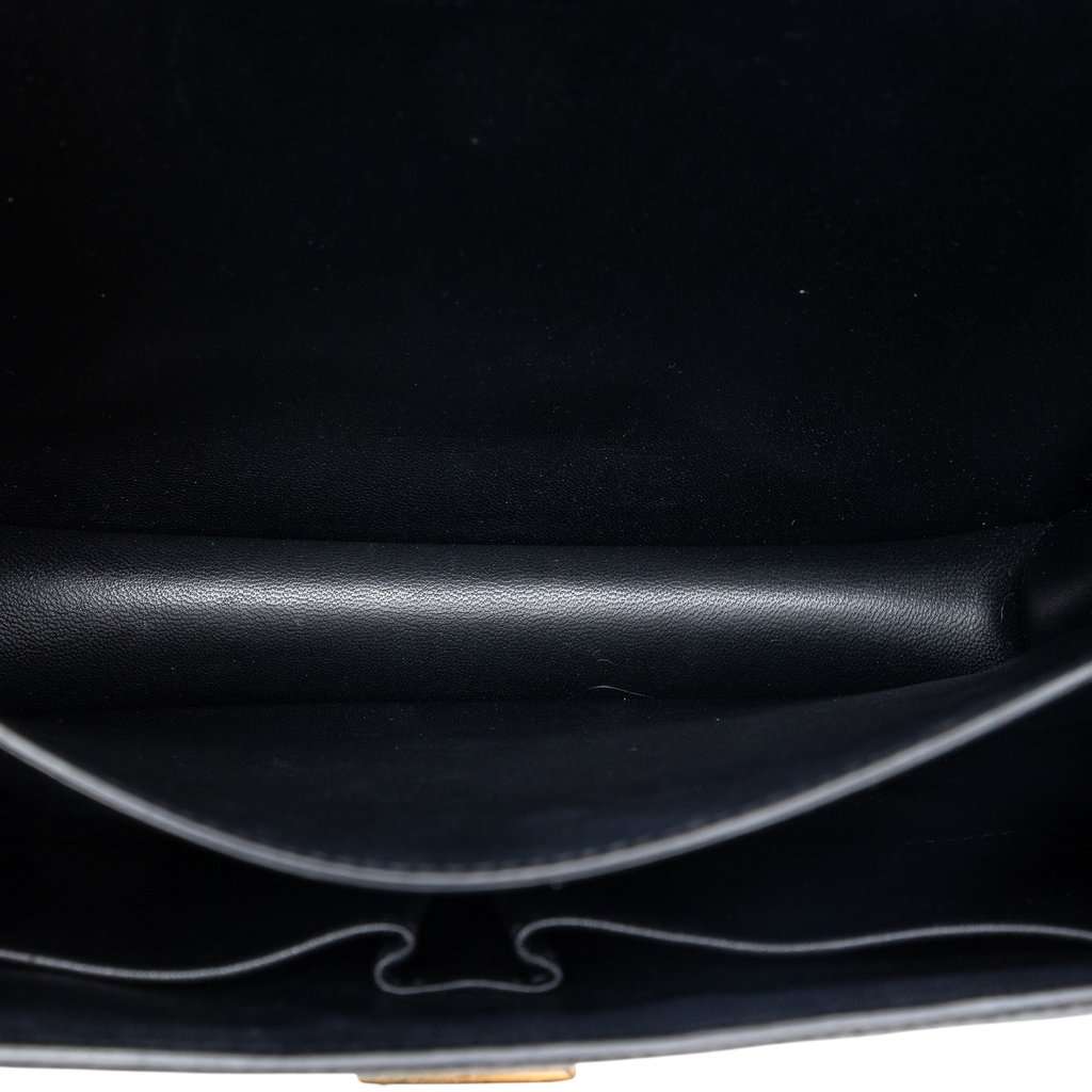 Celine Medium Liege Calfskin Classic Box Black Leather Very good condition - Model View