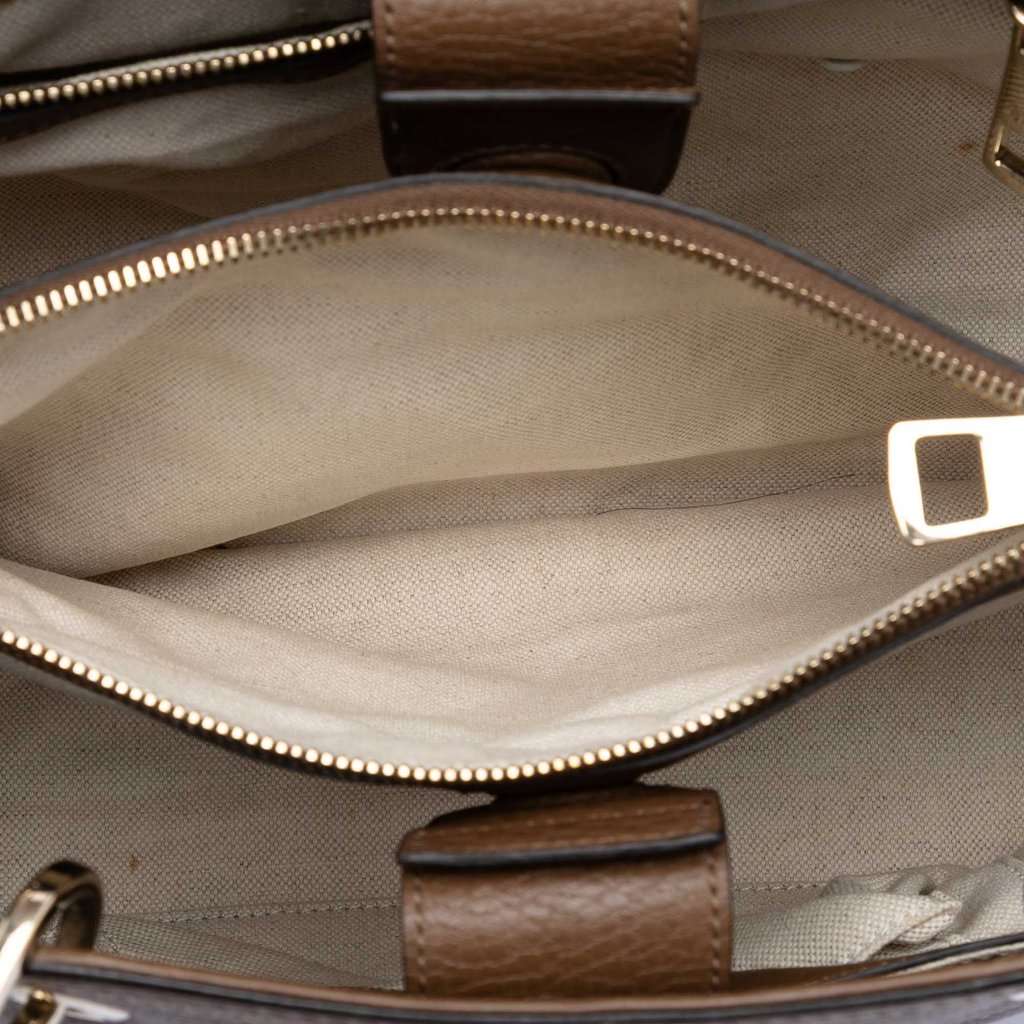 Gucci Medium Calfskin Bamboo Shopper Satchel Brown Leather Very good condition - Model View
