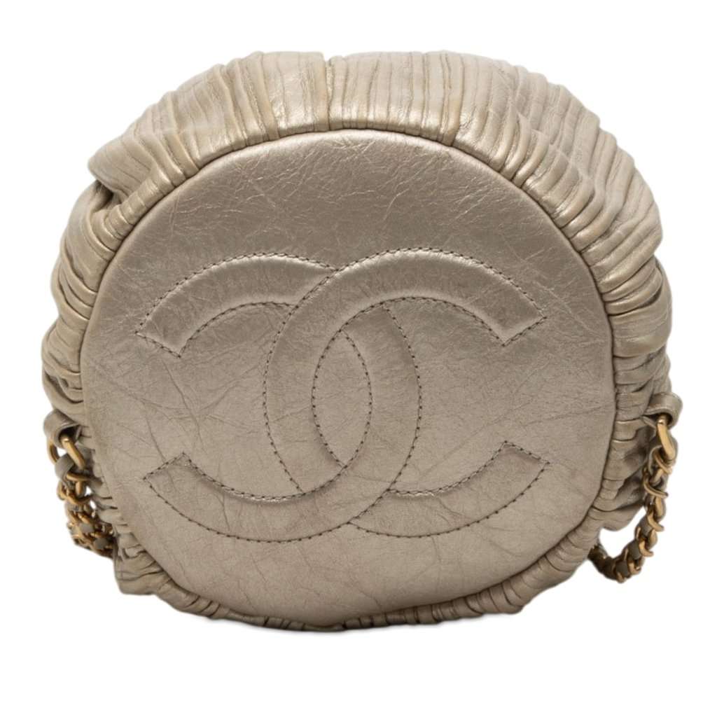Chanel Small Metallic Calfskin Coco Pleats Drawstring Backpack Gold Leather Very good condition - Inside View