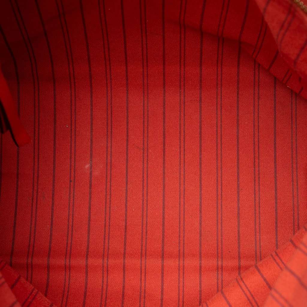 Louis Vuitton Monogram Empreinte Citadine PM Red Leather Good - Model View