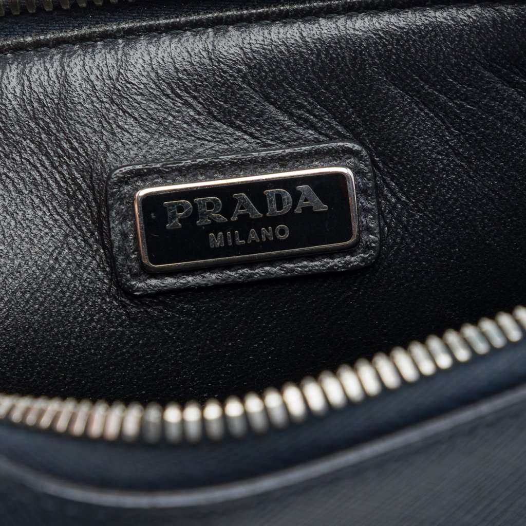 Prada Saffiano Logo Clutch Blue Leather Very good - Box View