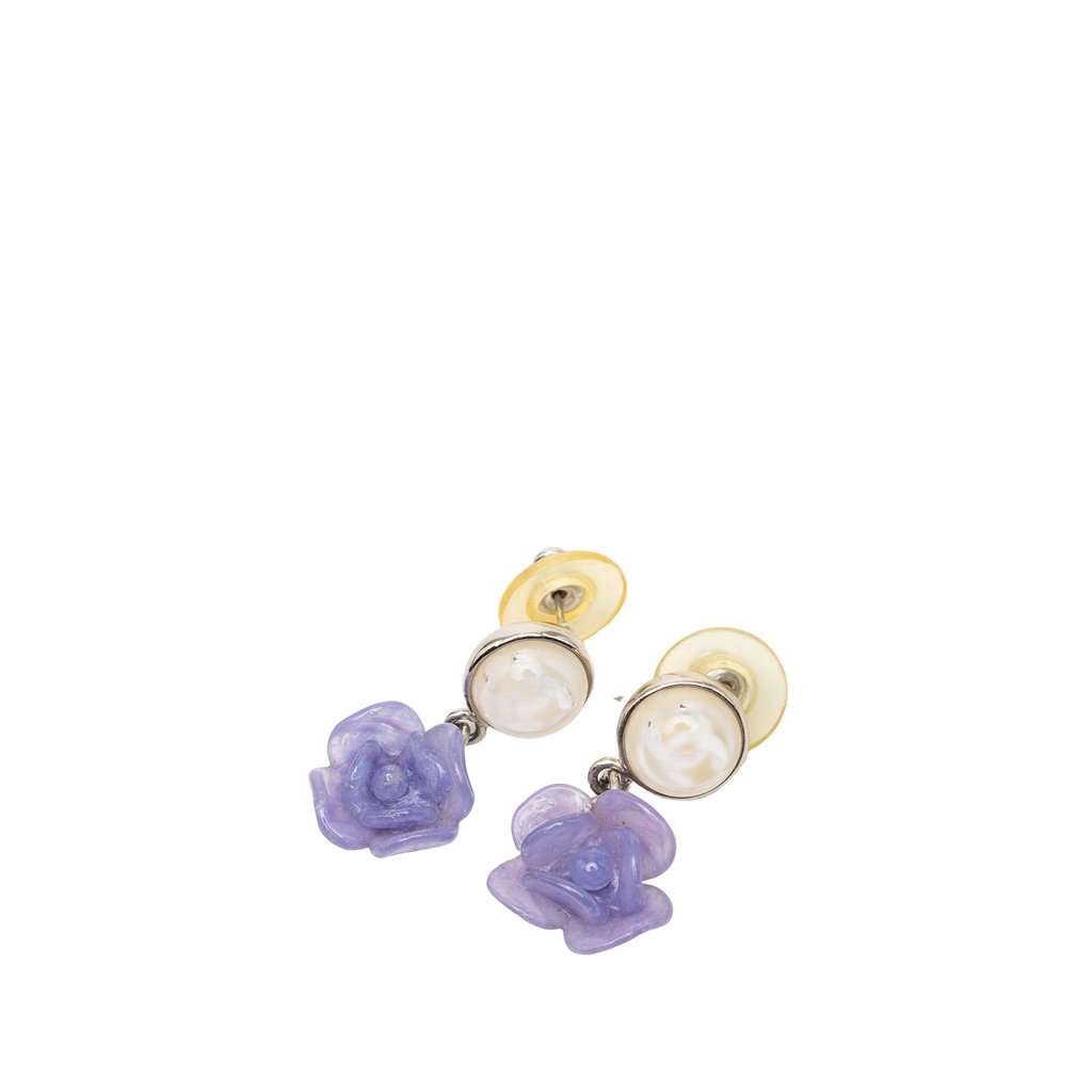 Chanel CC Brass and Resin Camellia Drop Push Back Earrings Silver Metal Very good - Front View