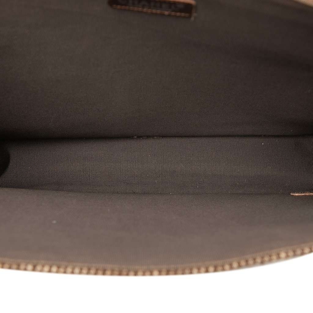 Chanel Wool Felt Tote Brown Good condition - Model View