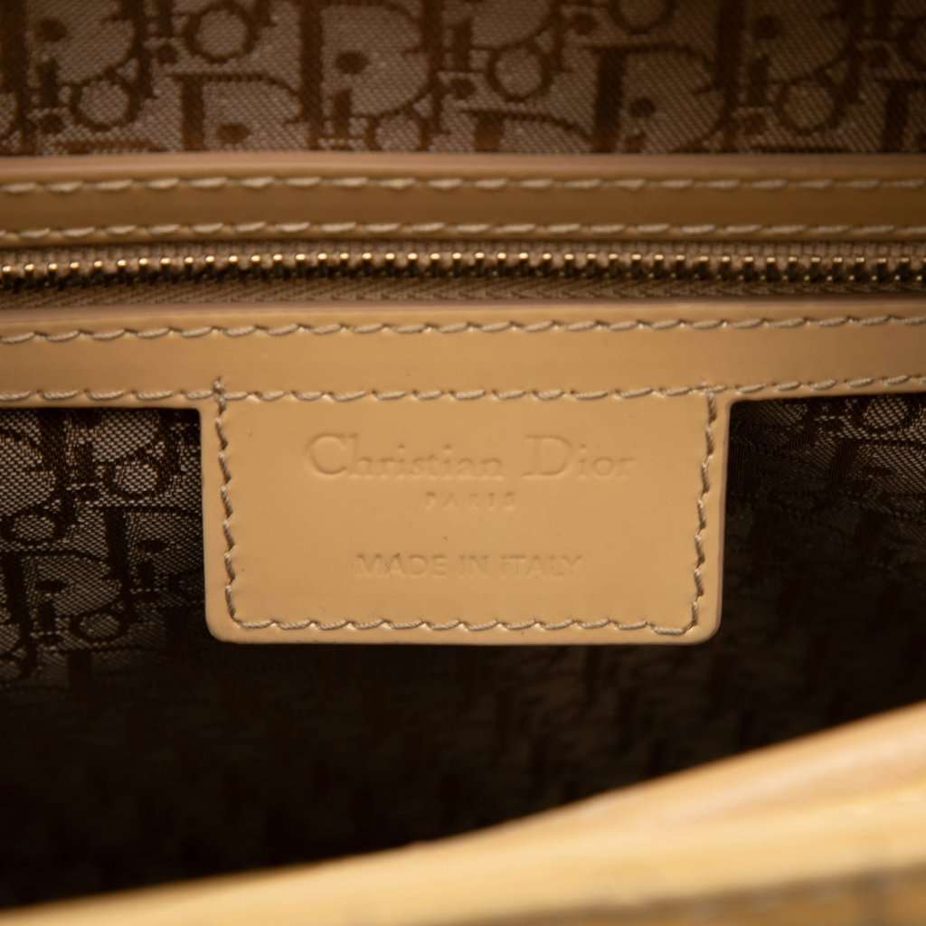 Dior Large Patent Cannage Lady Dior Beige Leather Very good condition - Box View