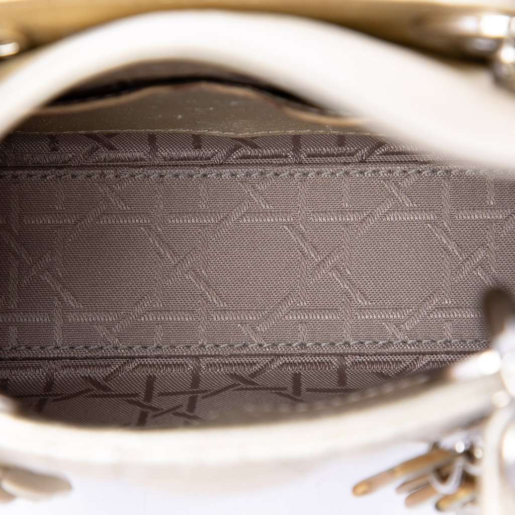 Dior Micro Metallic Crinkled Calfskin Lucky Dior Cannage Lady Dior Gold Leather Very good condition - Model View