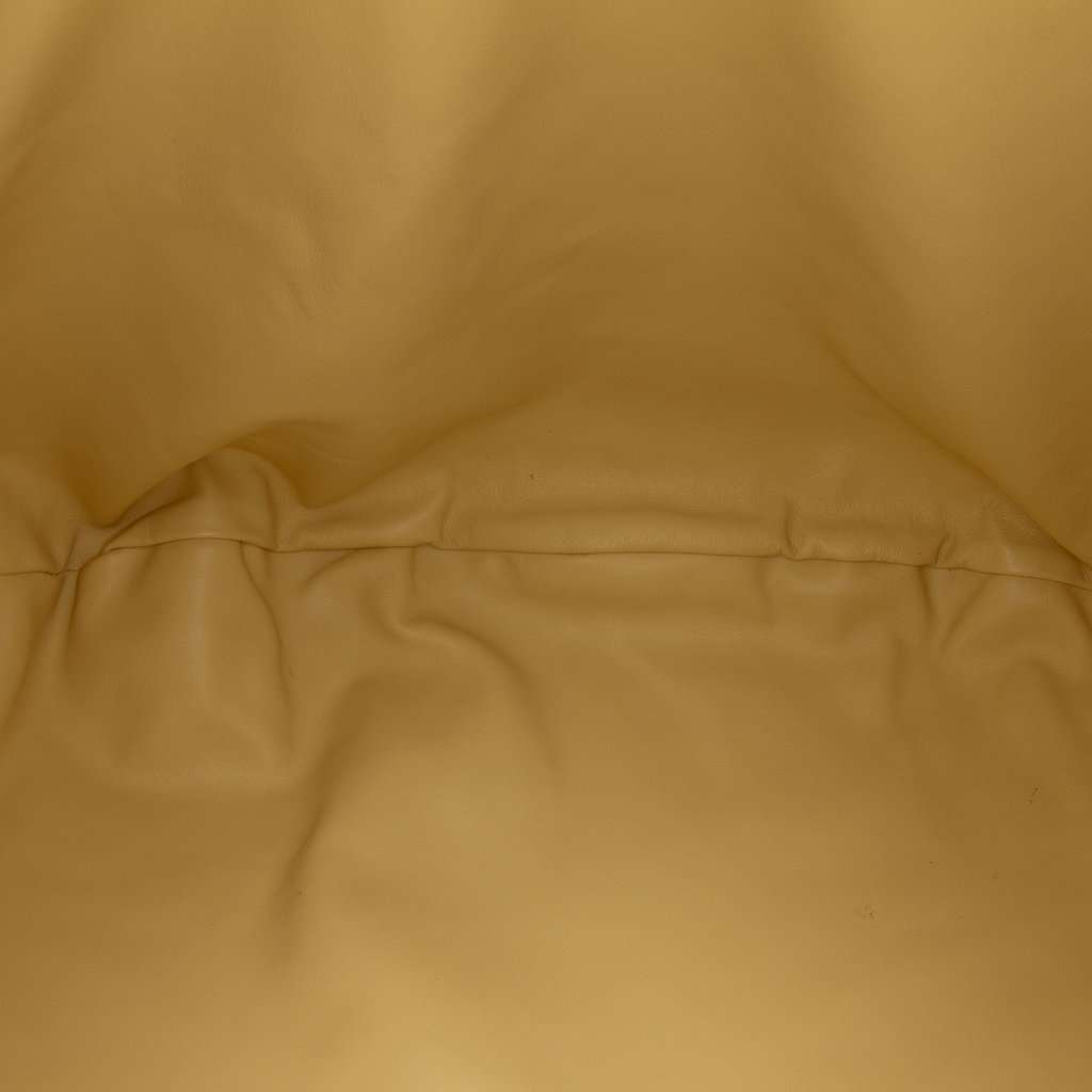 Bottega Veneta Medium Nappa Intrecciato Jodie Yellow Leather Very good condition - Model View