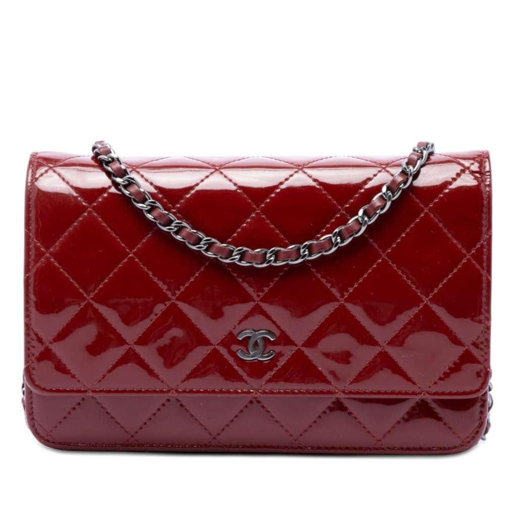 Chanel CC Quilted Patent Wallet on Chain Red Leather Very good condition - Front View