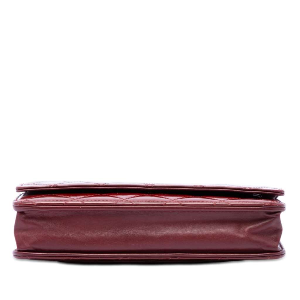 Chanel CC Quilted Patent Wallet on Chain Red Leather Very good condition - Inside View