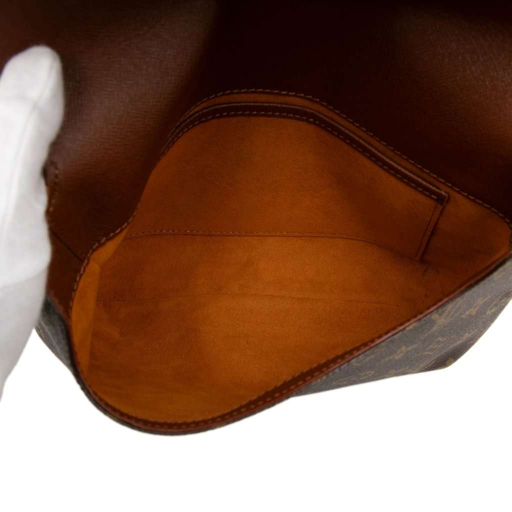 Louis Vuitton Monogram Musette Tango Short Strap Brown Very good condition - Model View