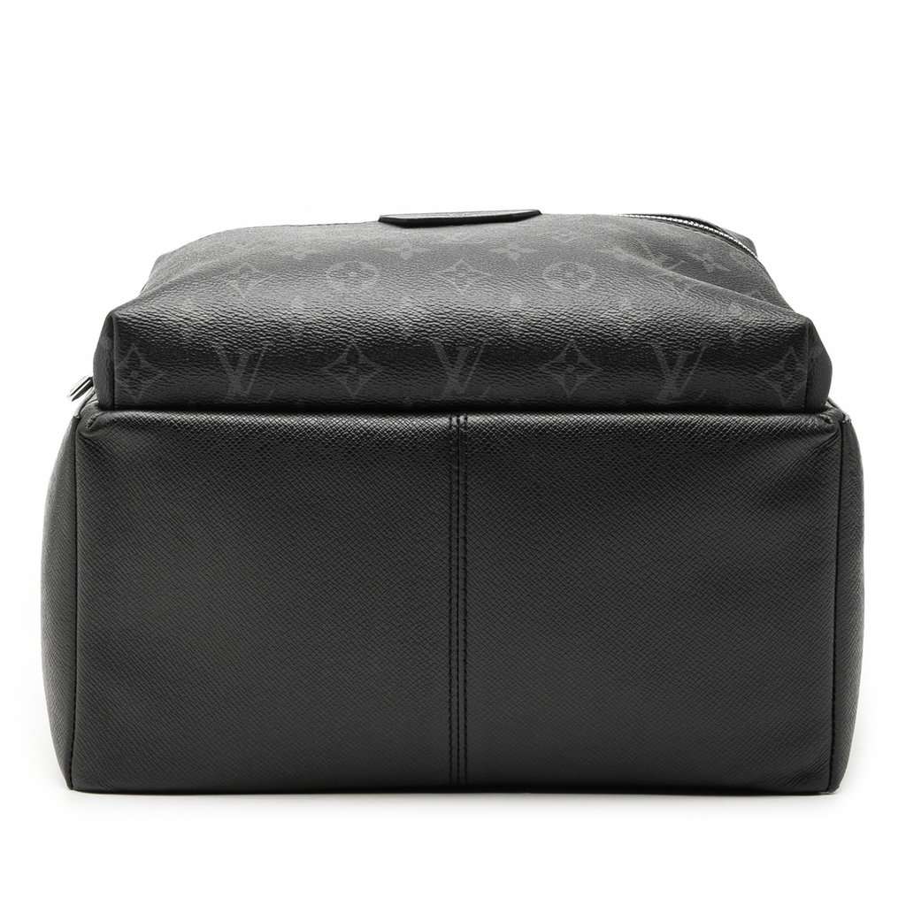 Louis Vuitton Monogram Taigarama Discovery Backpack Black Very good - Inside View