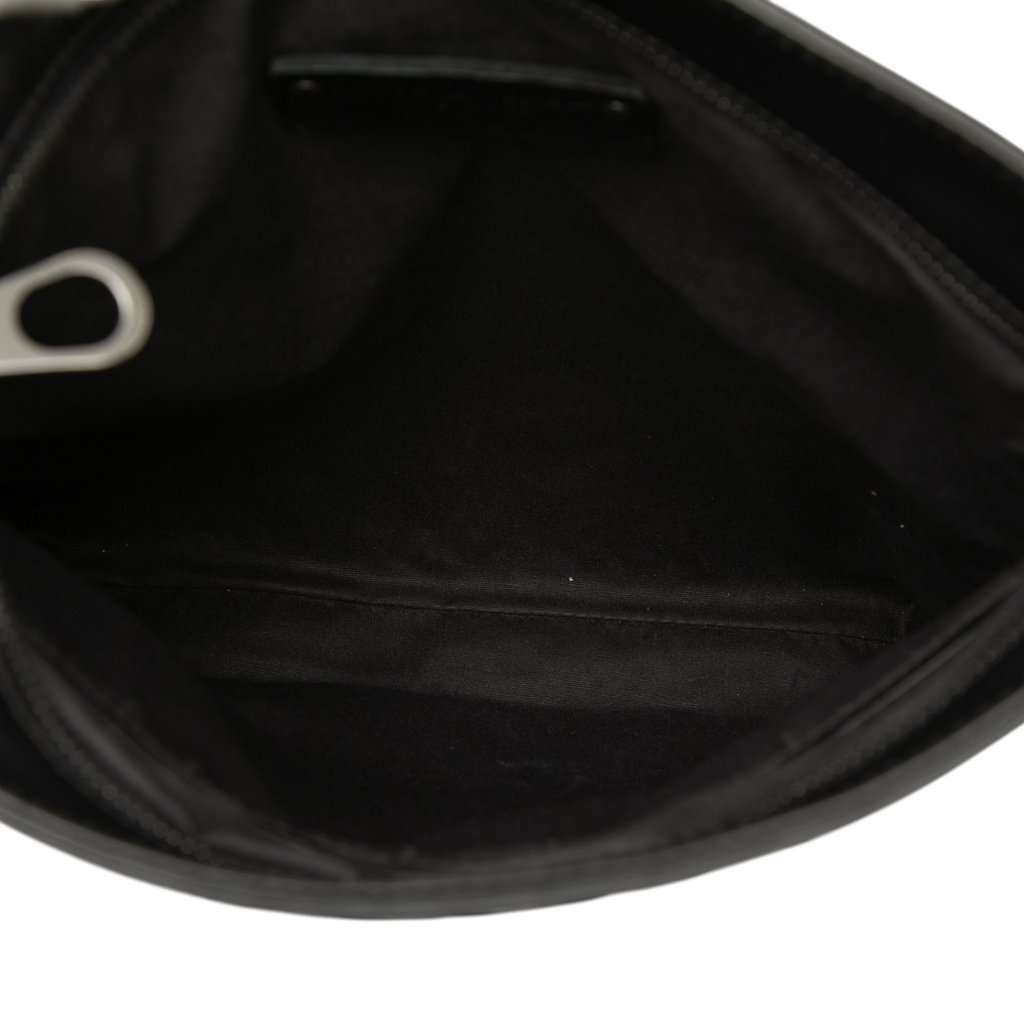 Bottega Veneta Nappa Intrecciato VN Crossbody Black Leather Very good - Model View