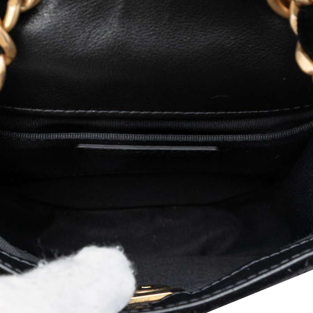 Chanel Mini Quilted Velvet Place Vendome Single Flap Black Very good condition - Model View