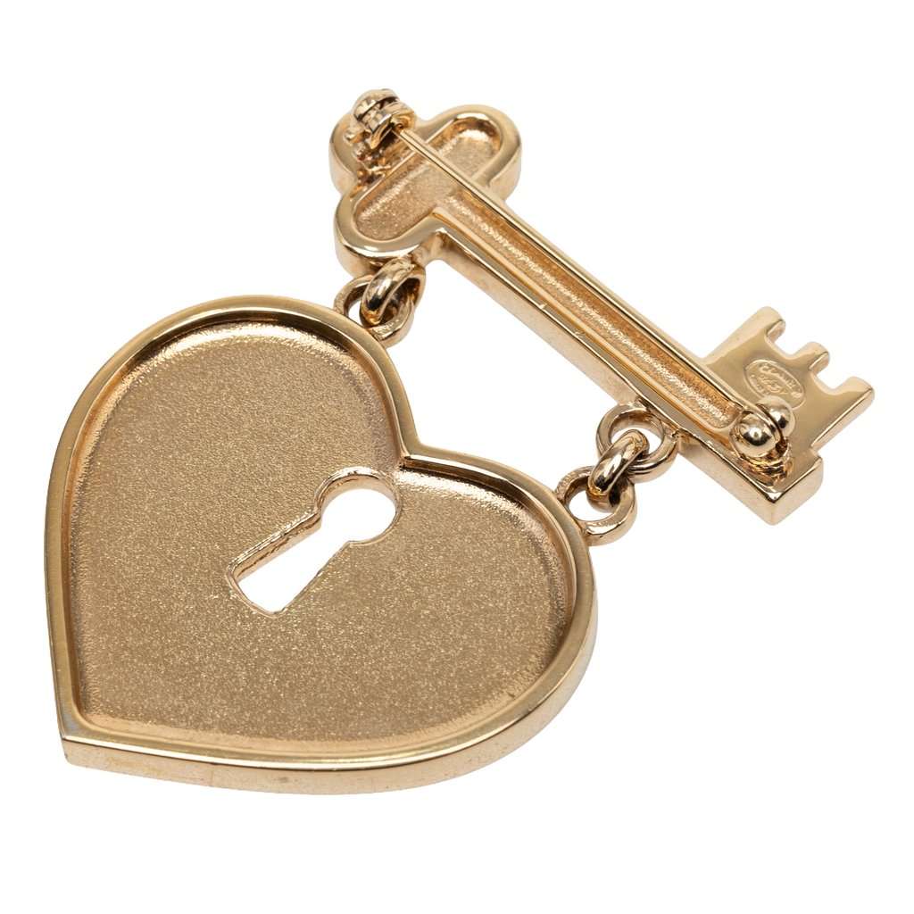 Chanel CC Gold Plated Strass Heart Lock and Key Brooch Gold Metal Very good condition - Back View