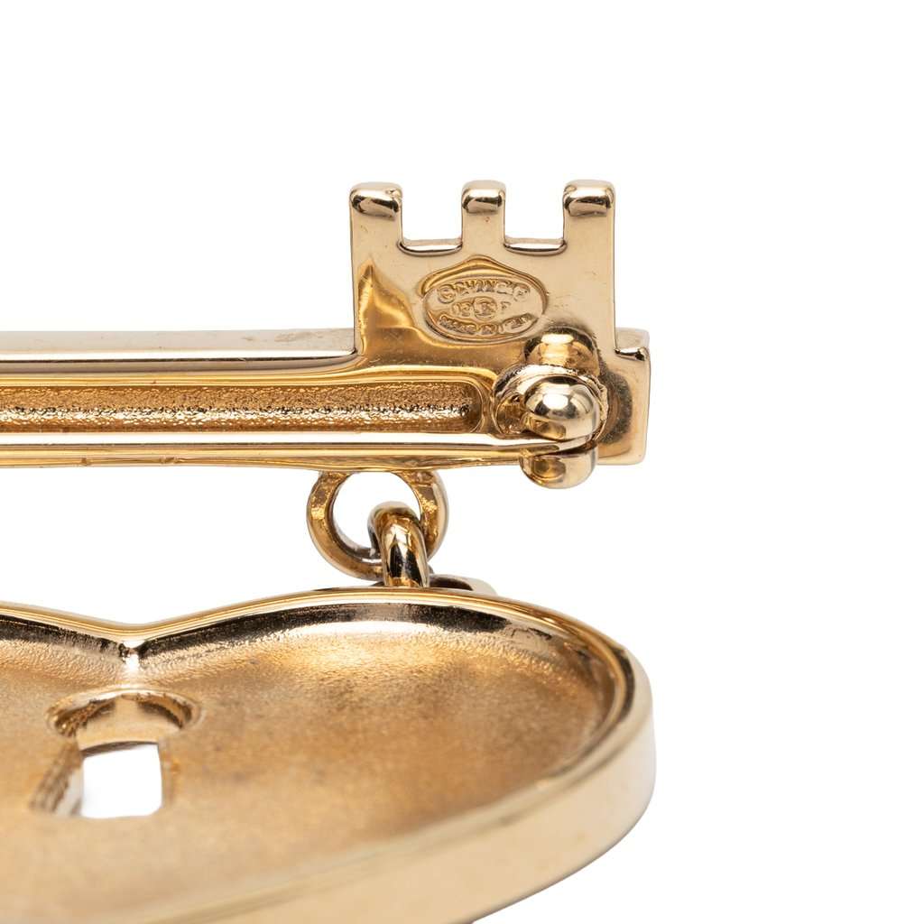 Chanel CC Gold Plated Strass Heart Lock and Key Brooch Gold Metal Very good condition - Inside View
