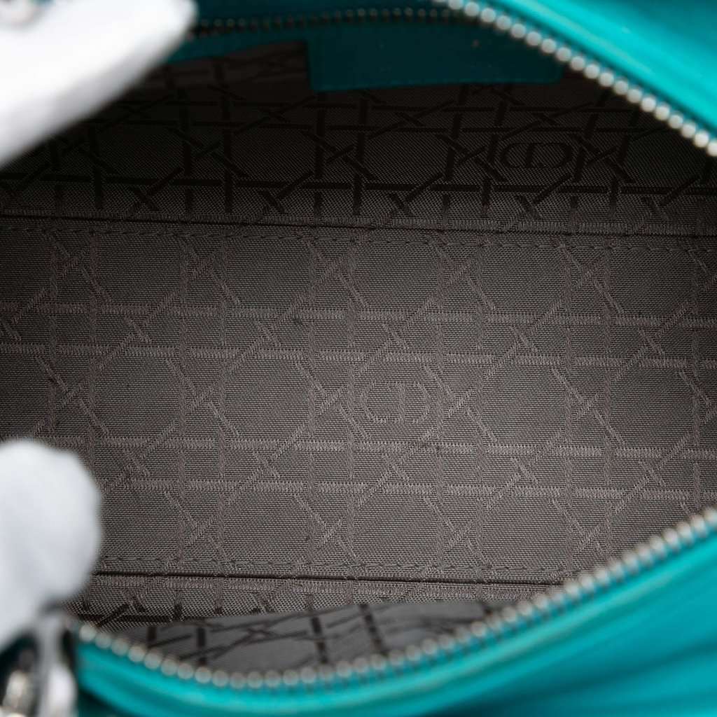 Dior Medium Lambskin Cannage Lady Dior Blue Leather Very good - Model View