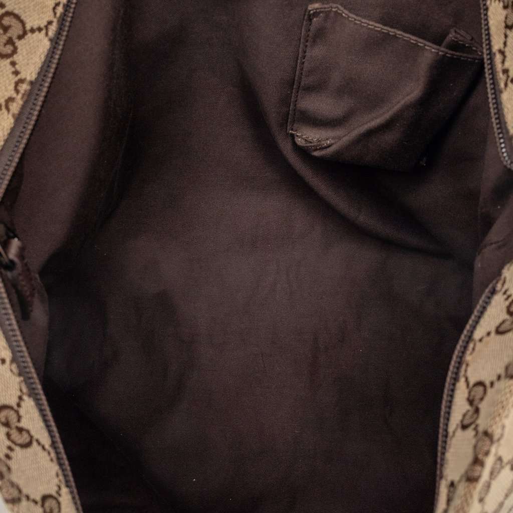 Gucci GG Canvas Web Crossbody Beige Very good condition - Model View