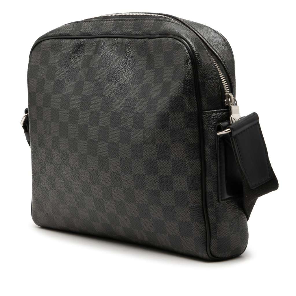 Louis Vuitton Damier Graphite Dayton Reporter MM Black Very good condition - Back View