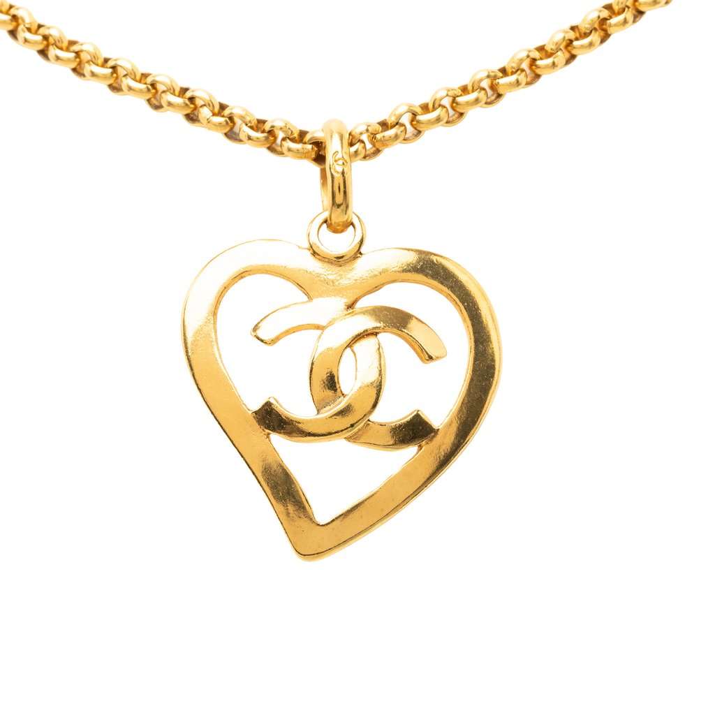 Chanel CC Gold Plated Heart Pendant Necklace Gold Metal Very good - Front View