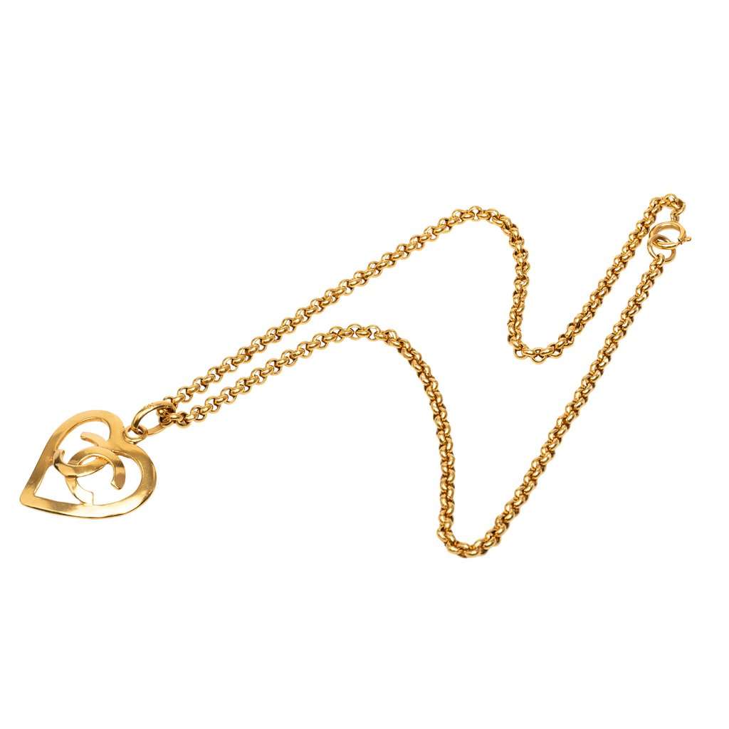 Chanel CC Gold Plated Heart Pendant Necklace Gold Metal Very good - Model View